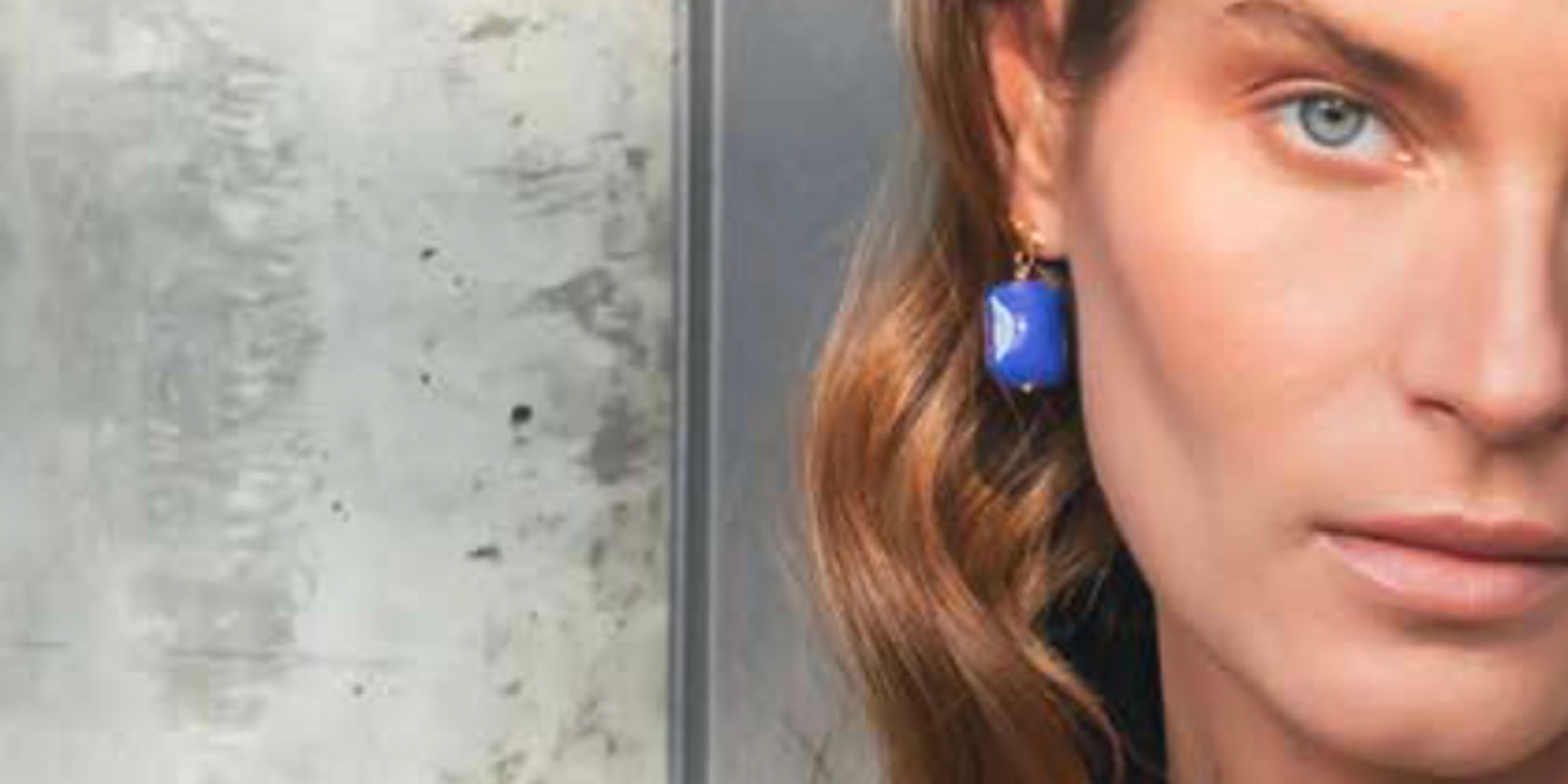 necklace form the Alyssa collection