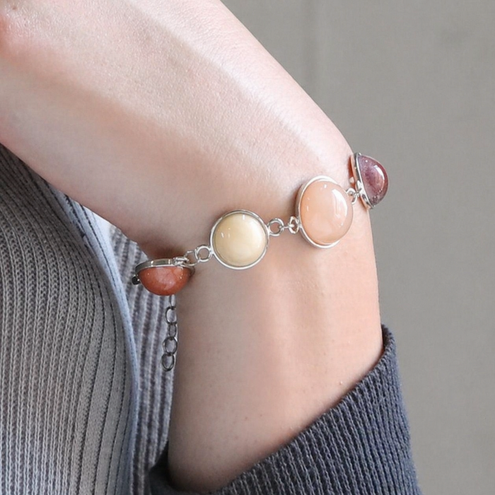 Audrey Collection - Bracelet hover image