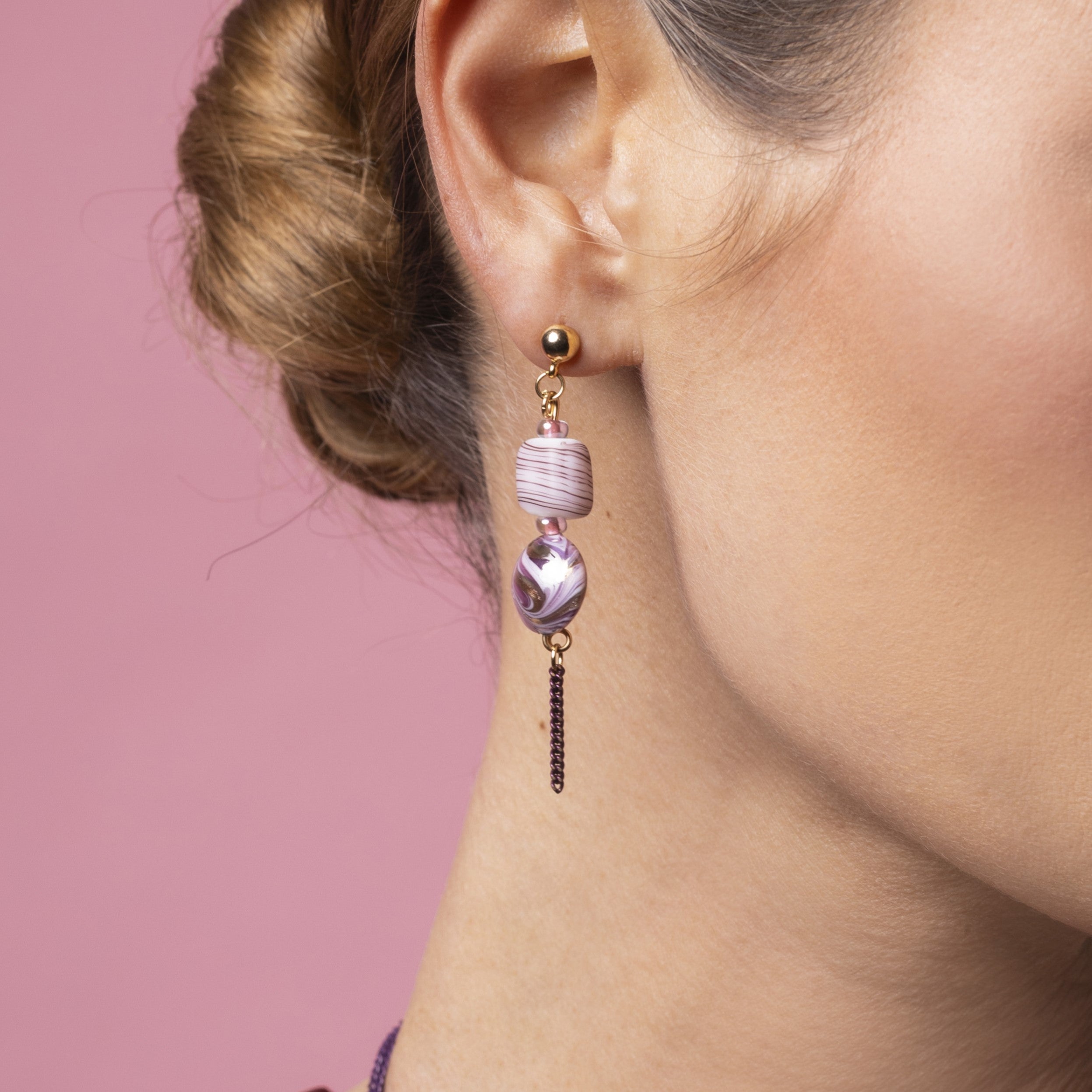 Close-up of Blush Murano glass drop earrings with chain detail, 18KT Gold Finish over brass, 2.4 inches length, handcrafted in Venice, Italy.