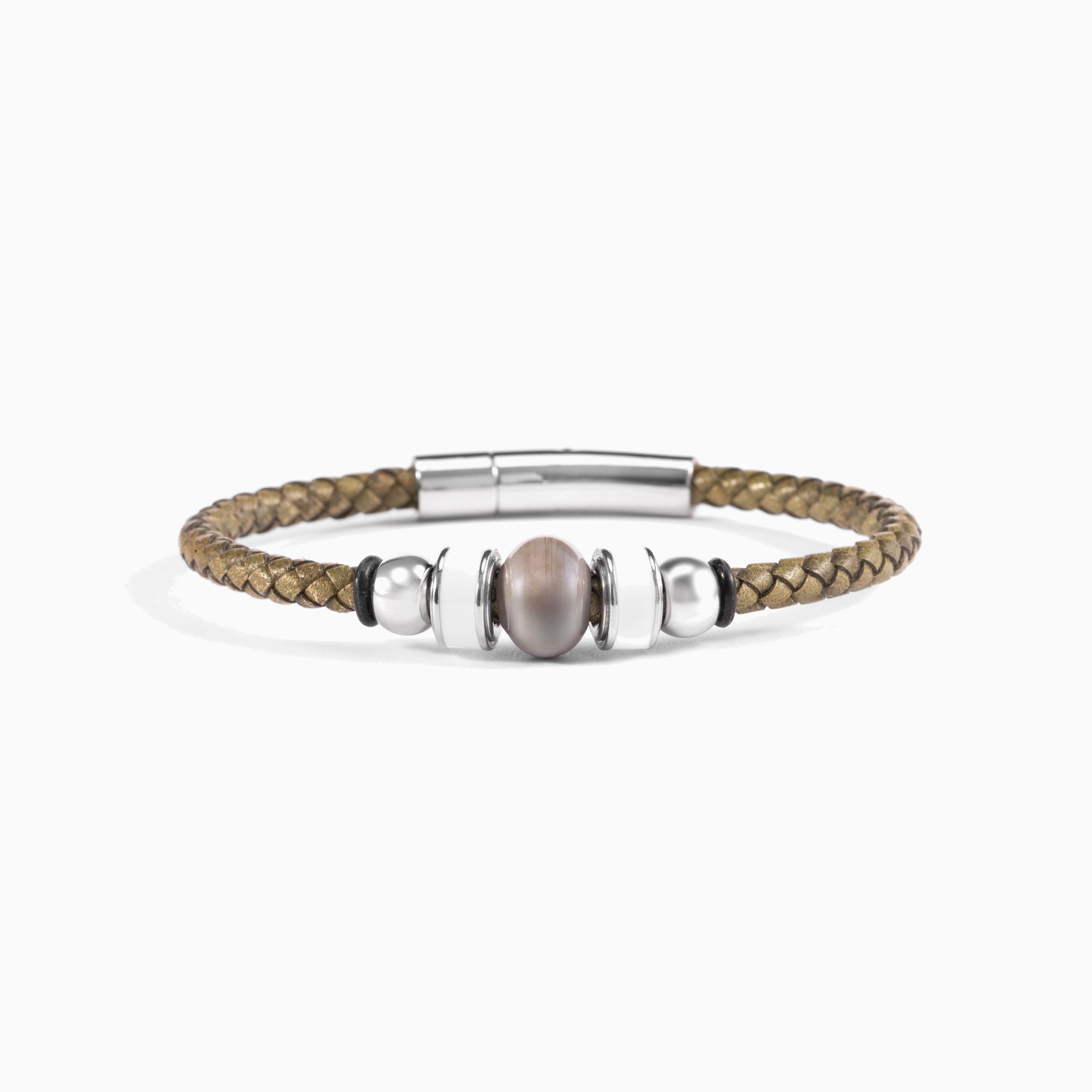 Flare Collection men’s bracelet with braided leather, stainless steel and silicone details, 20 cm length.