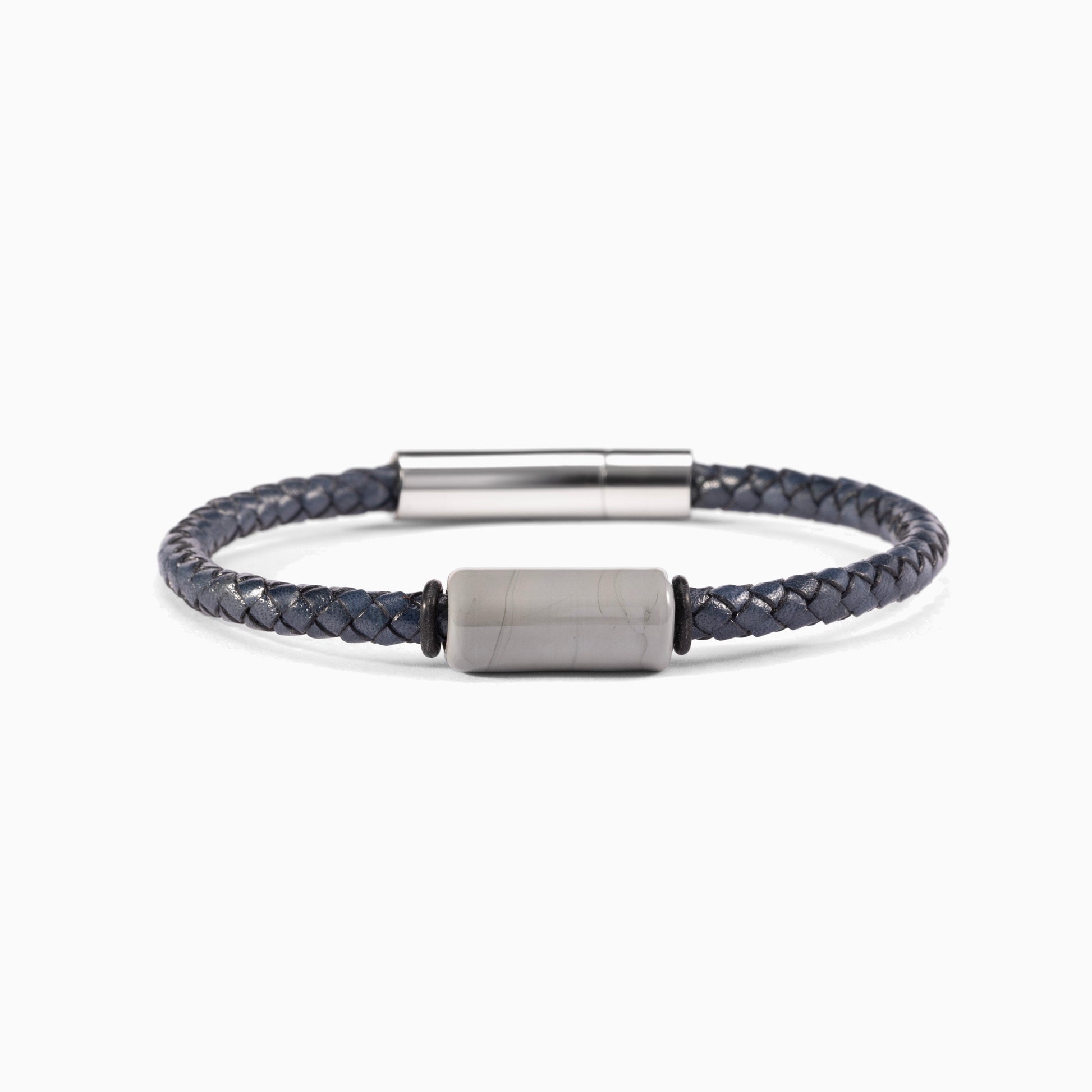 Grit Collection men’s bracelet with Murano glass, braided leather, steel and brass, rhodium finish, 20 cm length.