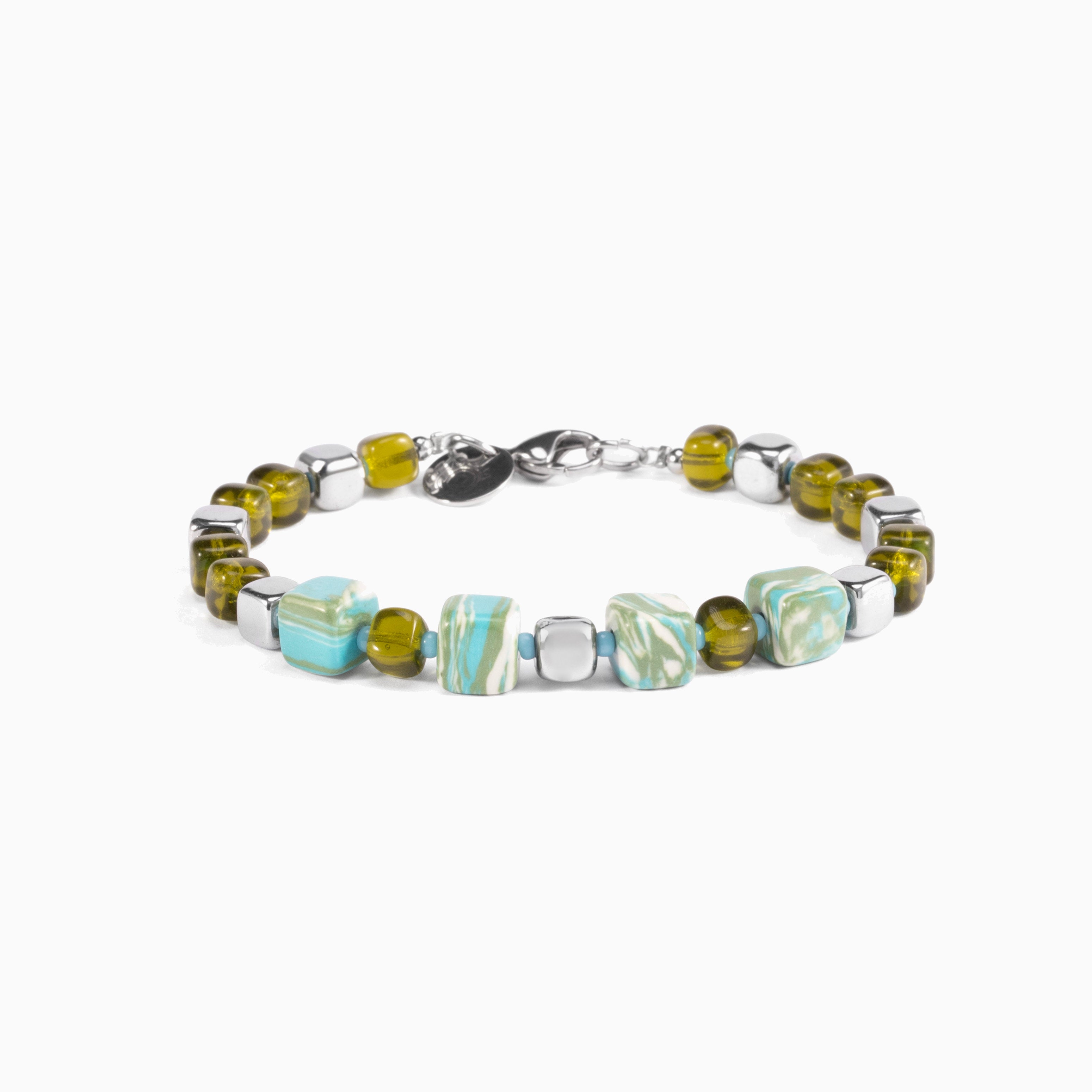 Flux Collection men’s bracelet with ceramic cubes, hematite beads and rhodium finish over stainless steel and brass, 20 cm length.
